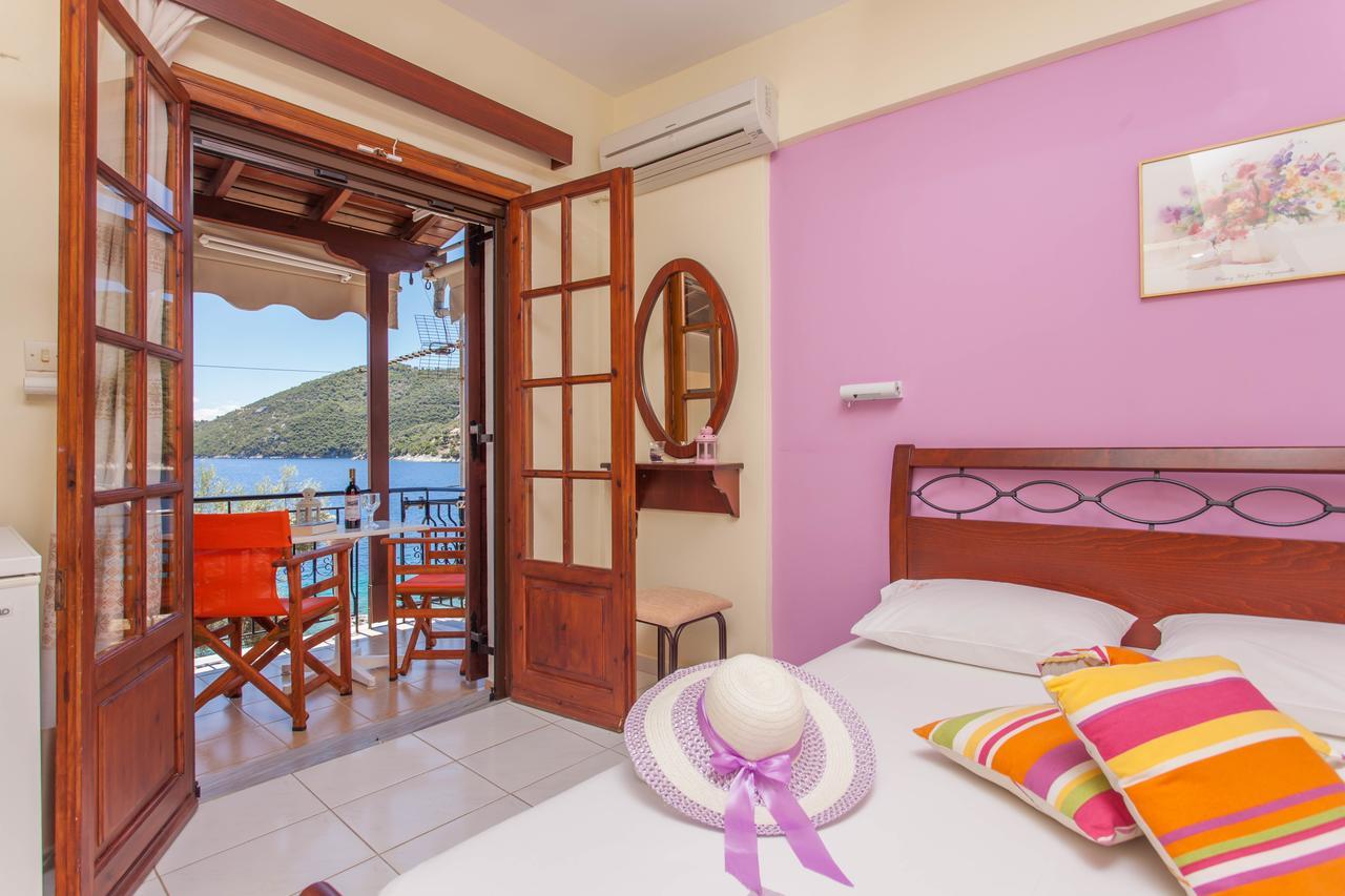 Ionio Sea Poros Studios Mikros Gialos Exterior foto